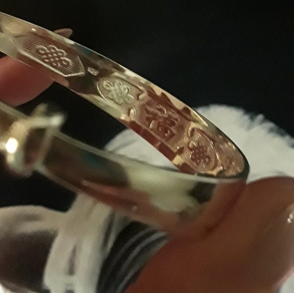 Adjustable Flower Bangle - Picture 2 of 2